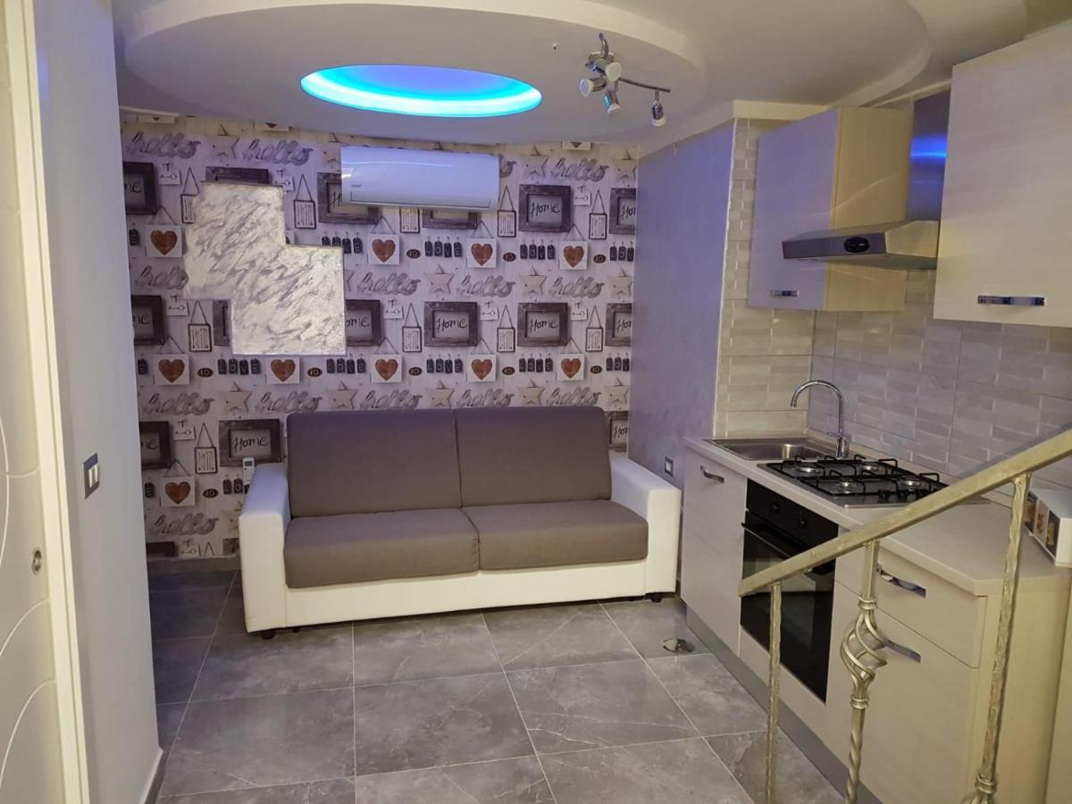 Rebby'S Home نابولي المظهر الخارجي الصورة
