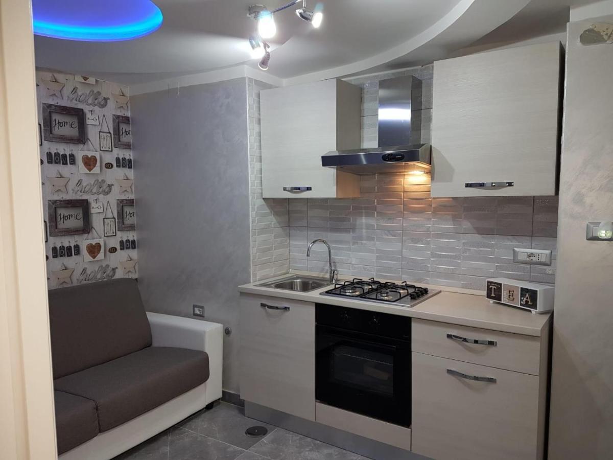 Rebby'S Home نابولي المظهر الخارجي الصورة