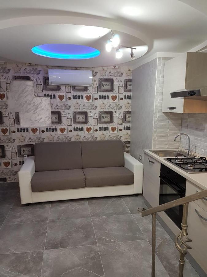 Rebby'S Home نابولي المظهر الخارجي الصورة